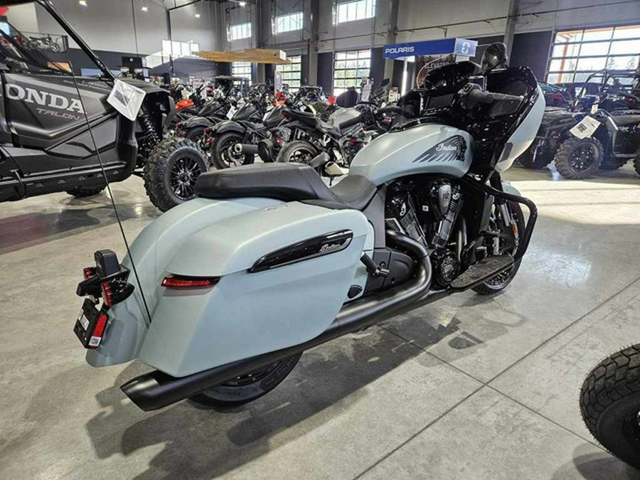 2025 Indian Challenger Dark Horse 112 Frost Silver Smoke