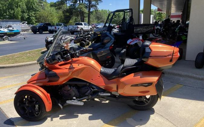 2019 Can-Am® Spyder® F3 Limited Dark