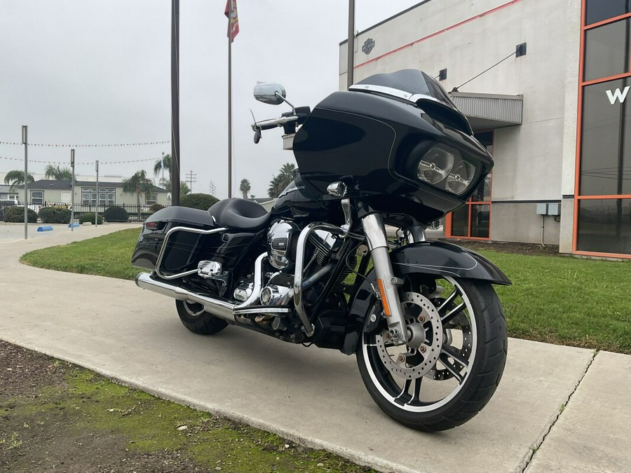 FLTRXS 2016 Road Glide® Special