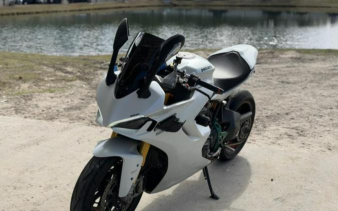 2023 Ducati SuperSport 950 S Arctic White