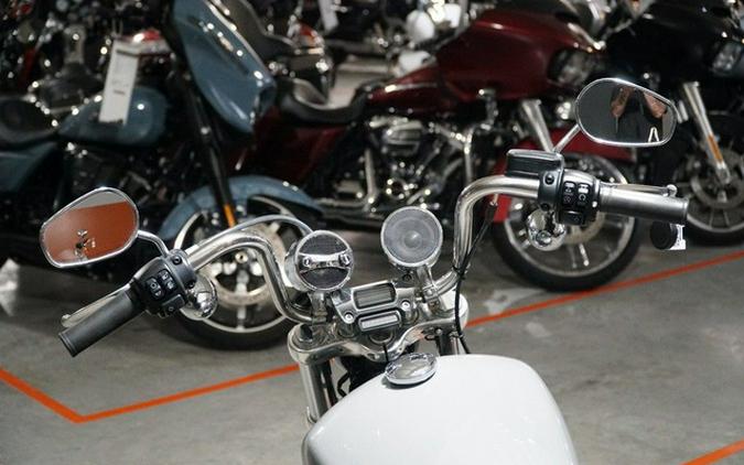 2024 Harley-Davidson Softail FXST - Standard
