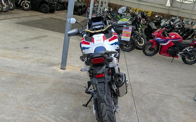 2025 Honda Africa Twin Adventure Sports ES