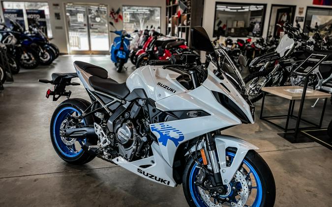 2026 SUZUKI GSX800R