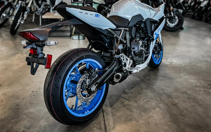 2026 SUZUKI GSX800R