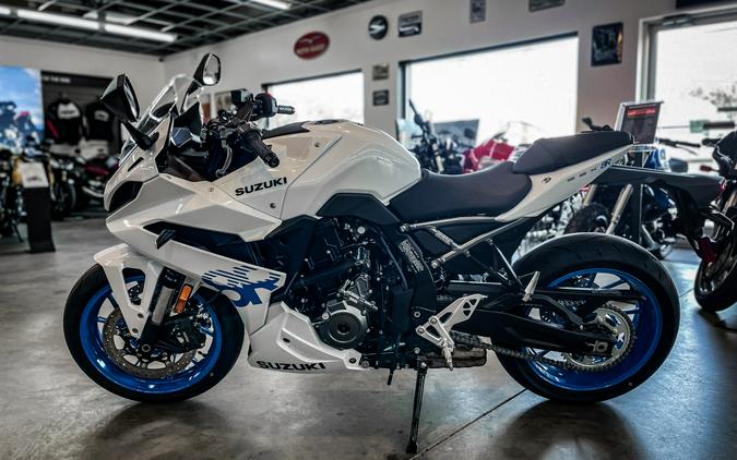 2026 SUZUKI GSX800R