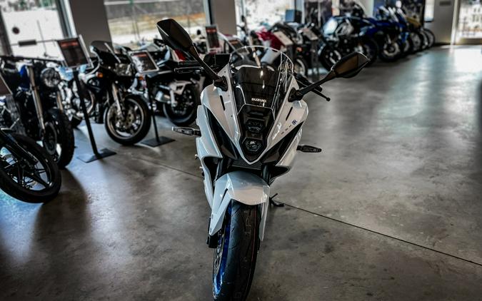 2026 SUZUKI GSX800R