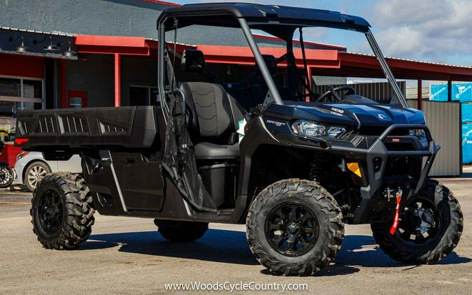 2024 Can-Am™ Defender PRO XT HD10