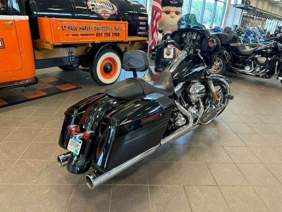 2016 Harley-Davidson Street Glide Special FLHXS