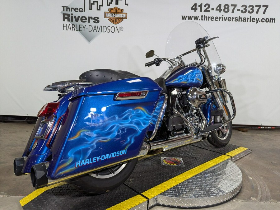 2014 Harley-Davidson Road King Custom Blue Flames