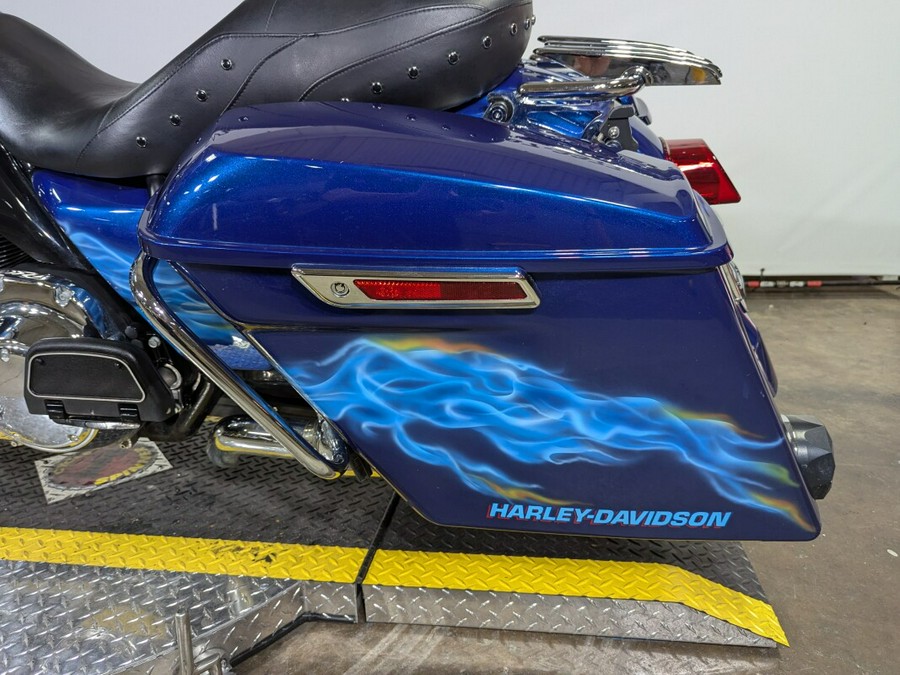 2014 Harley-Davidson Road King Custom Blue Flames