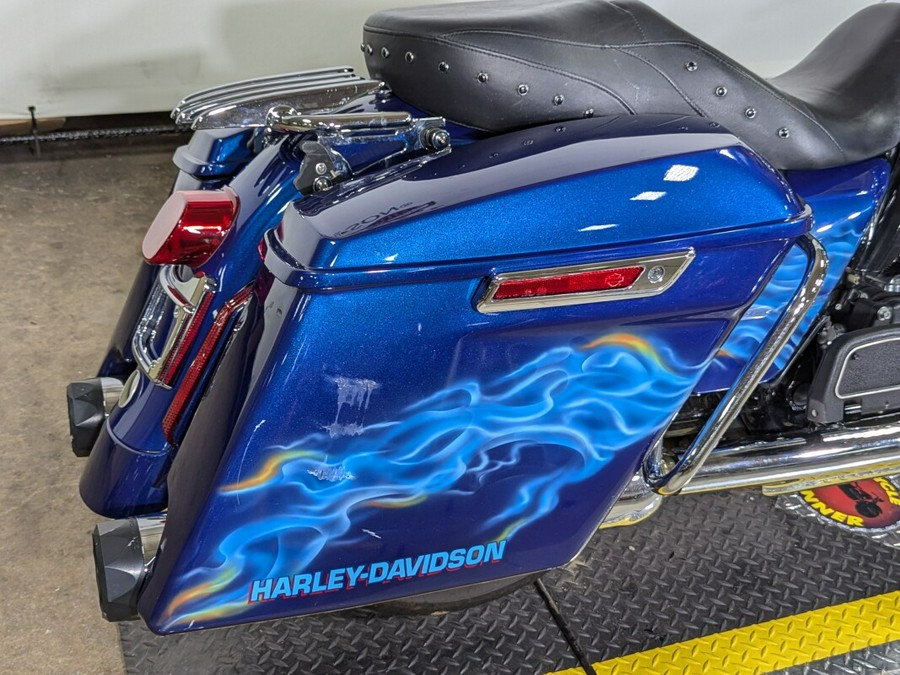 2014 Harley-Davidson Road King Custom Blue Flames