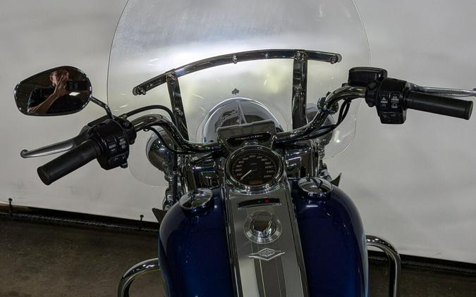 2014 Harley-Davidson Road King Custom Blue Flames