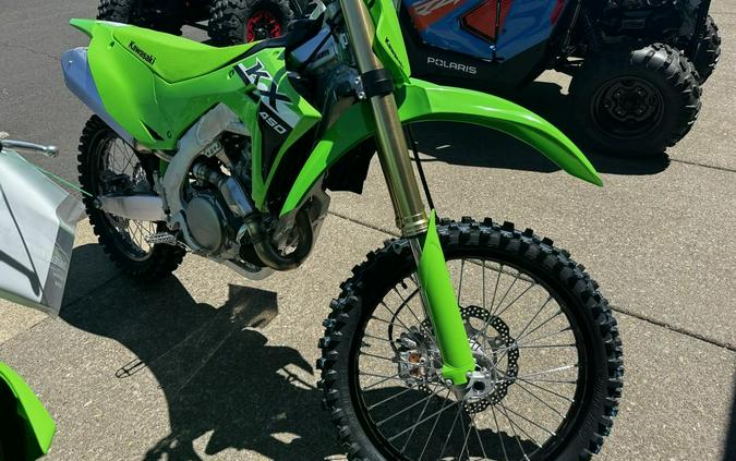 2024 Kawasaki KX450 First Look [9 Fast Facts, Specs, Photos]