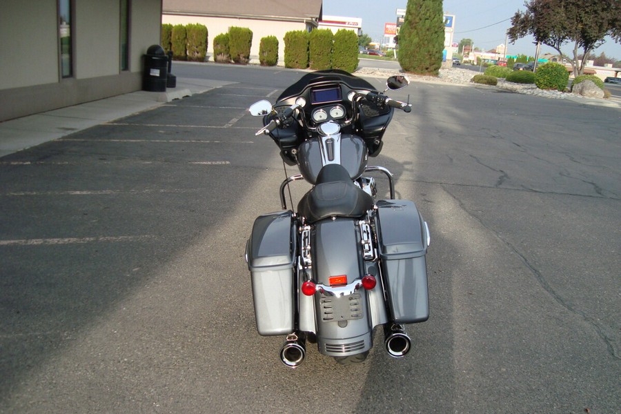 2021 Harley-Davidson® Road Glide® Gauntlet Gray Metallic