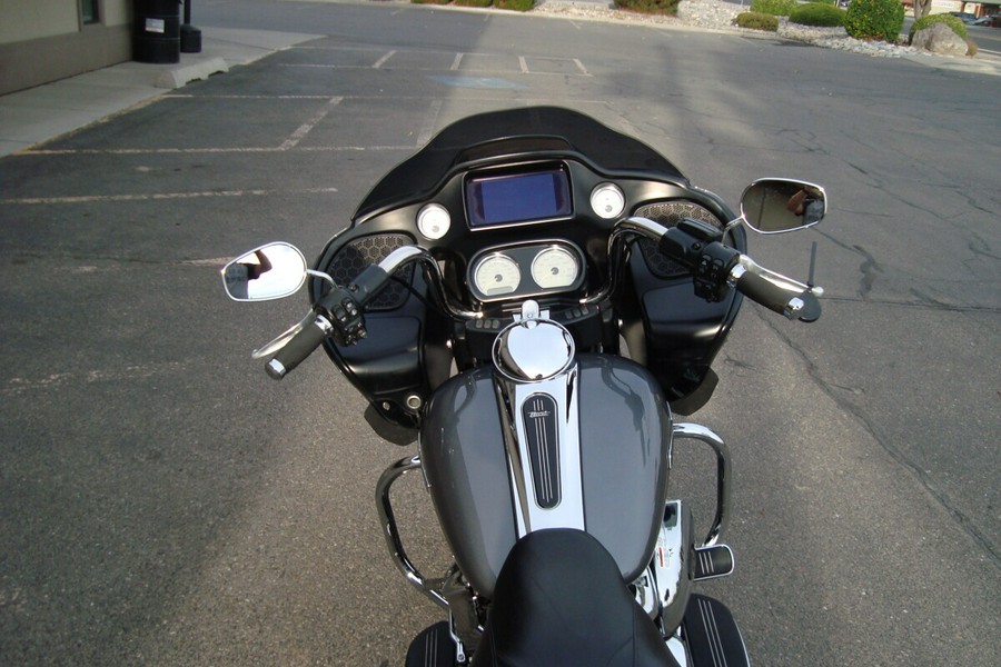 2021 Harley-Davidson® Road Glide® Gauntlet Gray Metallic