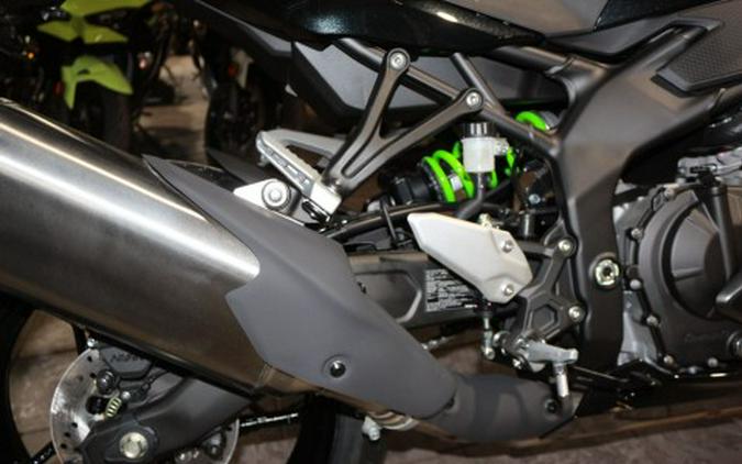 2026 Kawasaki Ninja® ZX™-4RR ABS