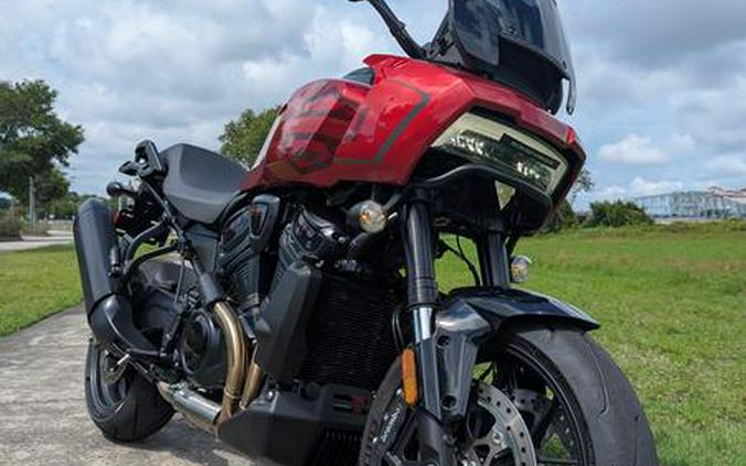 2025 Harley-Davidson® RA1250ST - Pan America® 1250 ST