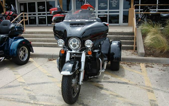 2021 Harley-Davidson Trike FLHTCUTG - Tri Glide Ultra