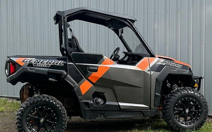 2018 Polaris® General™ 1000 EPS Deluxe Titanium Metallic