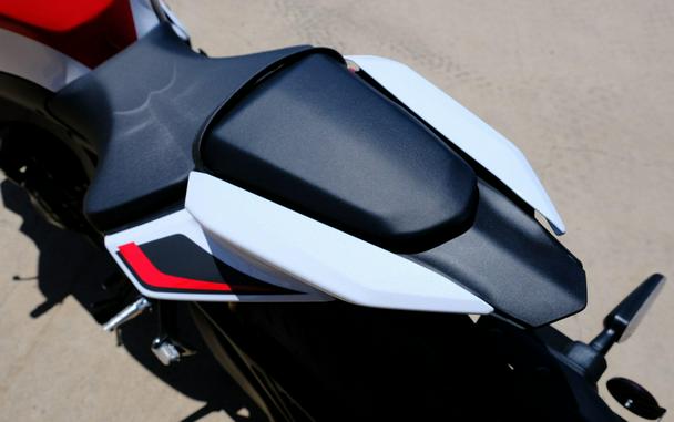 2026 YAMAHA YZF-R9 70TH ANNIVERSARY EDITION