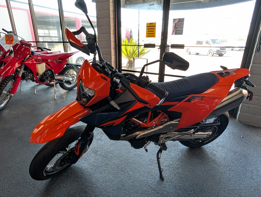 2026 KTM 690 SMC R - 789734