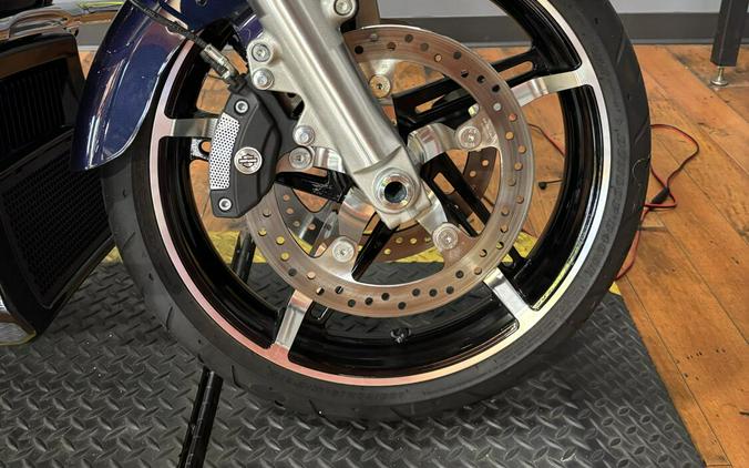2025 Harley-Davidson Street Glide MYSTIC SHIFT/CHROME TRIM