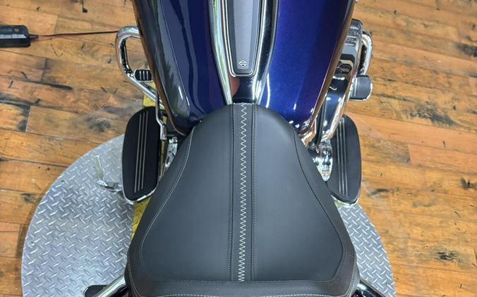 2025 Harley-Davidson Street Glide MYSTIC SHIFT/CHROME TRIM
