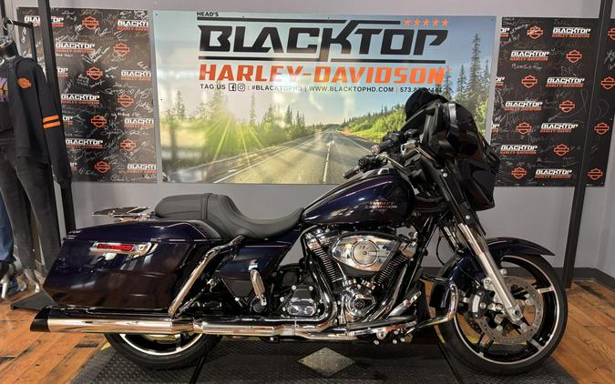 2025 Harley-Davidson Street Glide MYSTIC SHIFT/CHROME TRIM