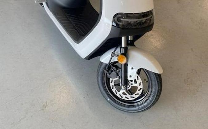 2022 Segway E110A