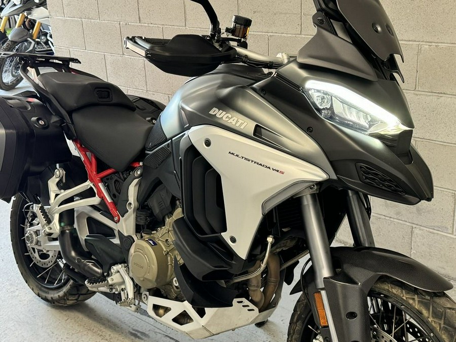 2021 Ducati Multistrada V4S Aviator Grey / Spoked Wheels