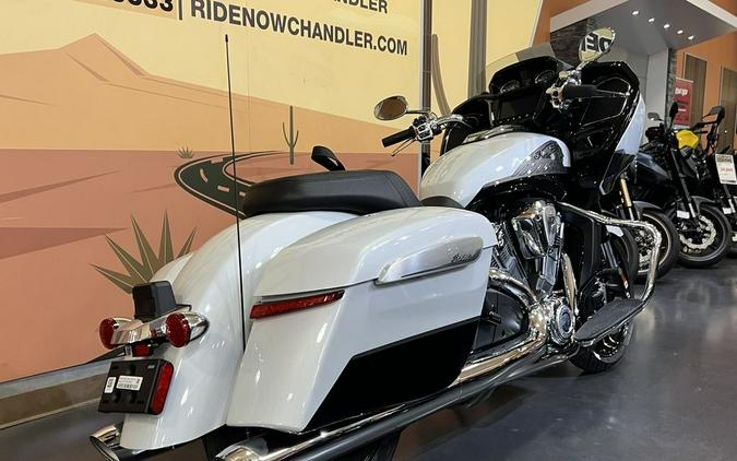 2025 Indian Motorcycle® Challenger® Limited 112 Ghost White Metallic with Black Metallic
