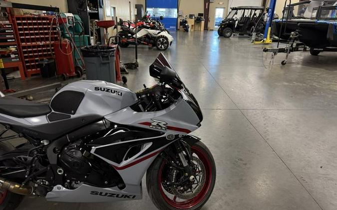 2024 Suzuki GSX-R1000