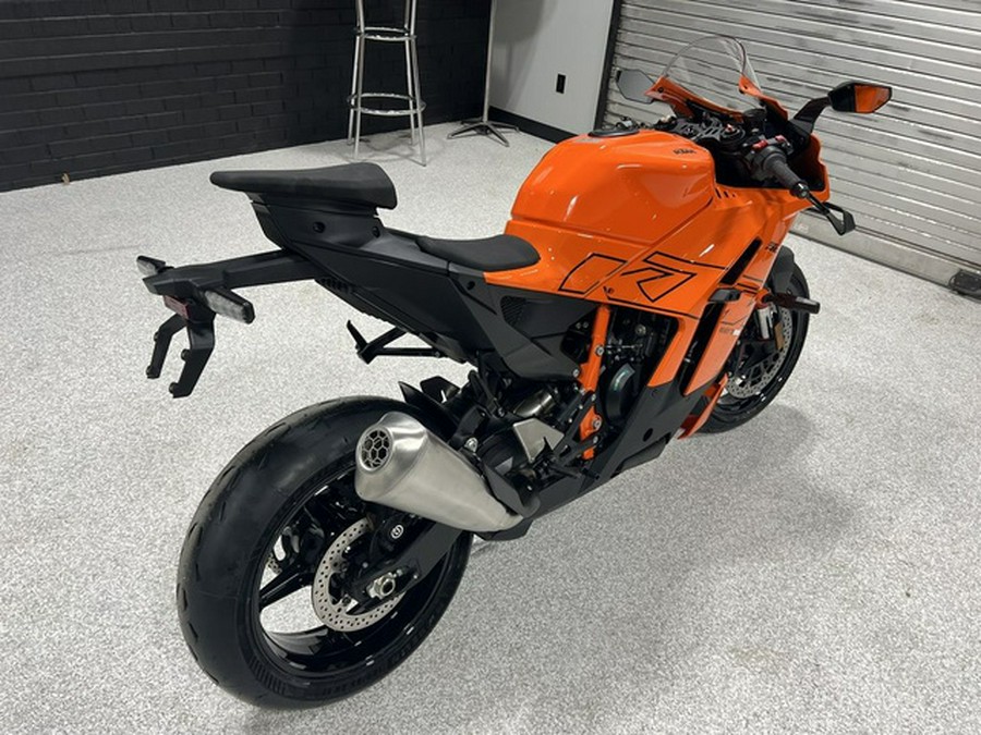 2026 KTM RC 990 R