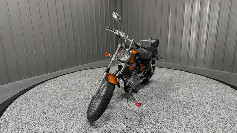2011 Suzuki Boulevard S40