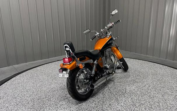 2011 Suzuki Boulevard S40