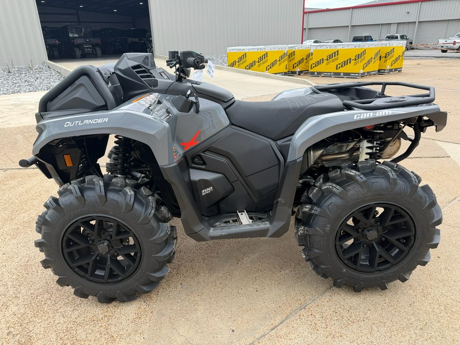 2026 Can-Am Outlander X MR 700