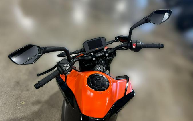 2022 KTM 890 DUKE