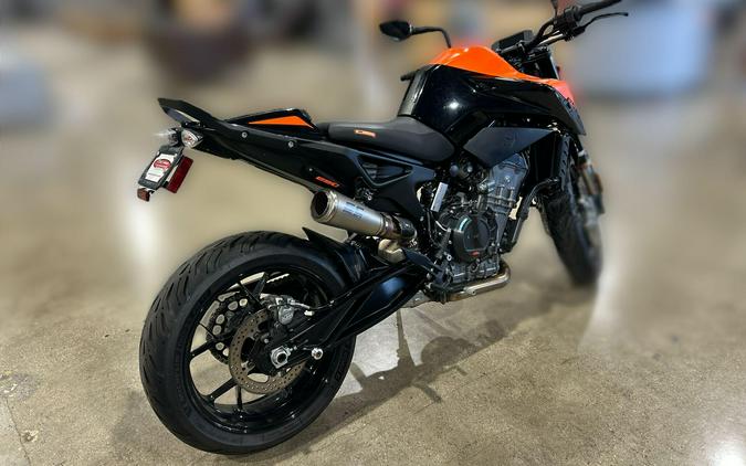 2022 KTM 890 DUKE
