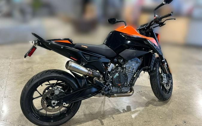 2022 KTM 890 DUKE