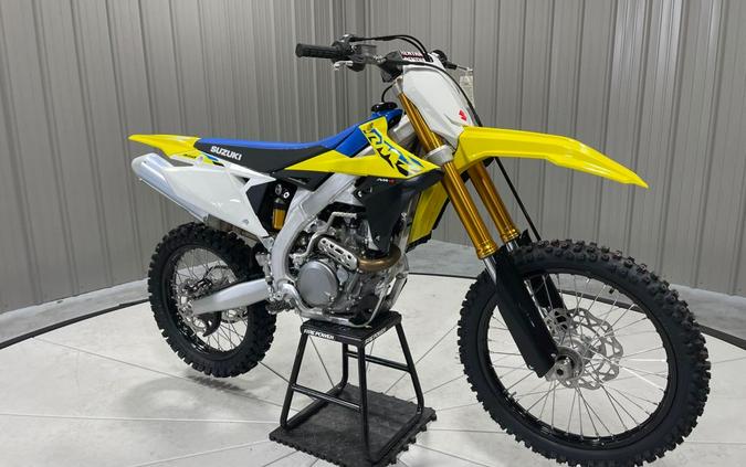 2024 Suzuki RM-Z450 First Look [with RM Army Kit]