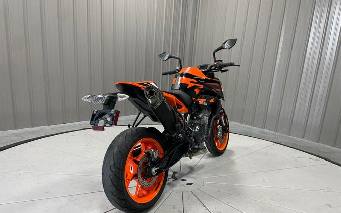 2022 KTM 890 DUKE GP