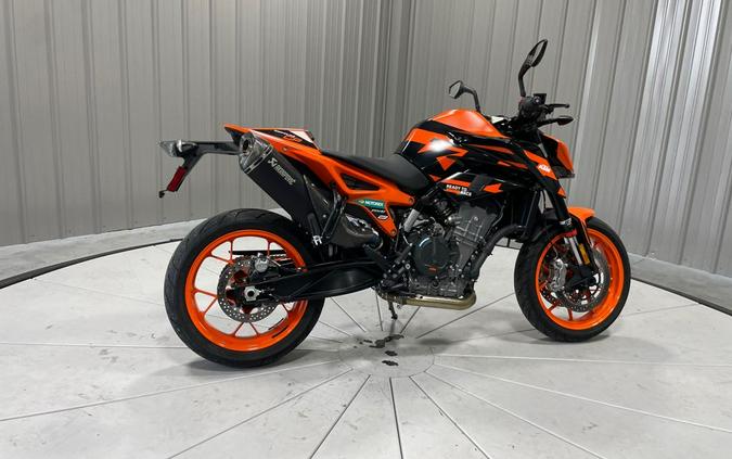 2022 KTM 890 DUKE GP