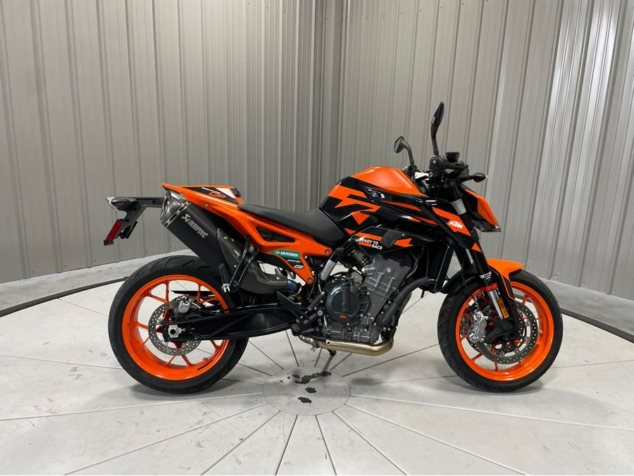 2022 KTM 890 DUKE GP