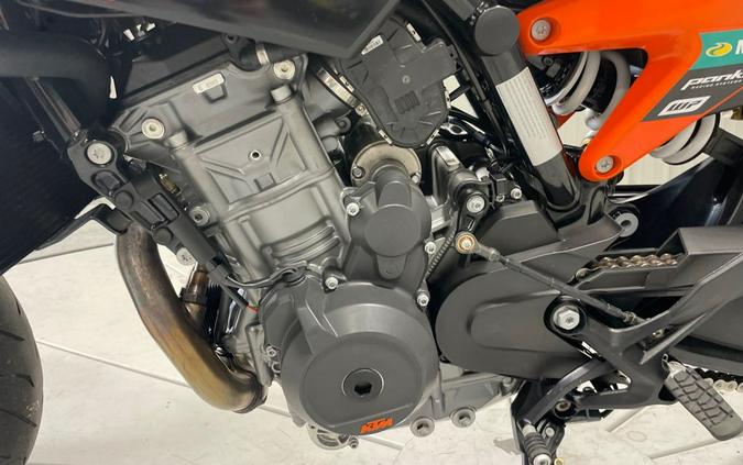 2022 KTM 890 DUKE GP