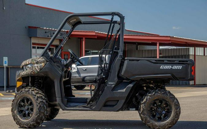 2024 Can-Am™ Defender DPS HD9