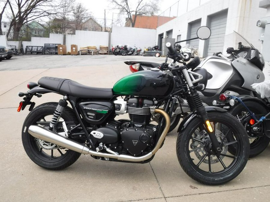 New 2024 Triumph SPEED TWIN 900 STEALTH EDITION Motorcycle in Kansas City, MO