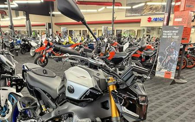 2025 Yamaha MT-09 SP