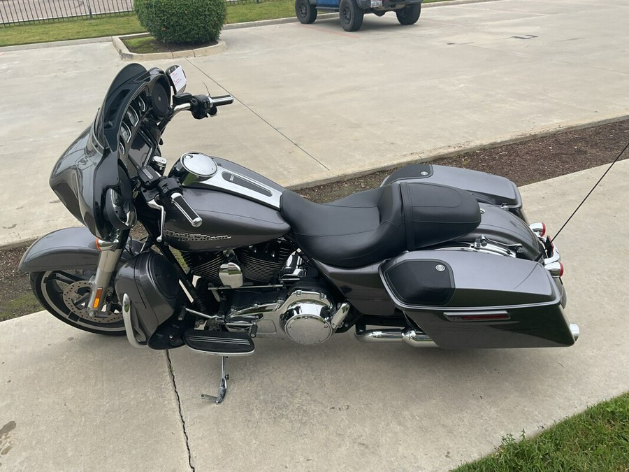 FLHXS 2015 Street Glide® Special