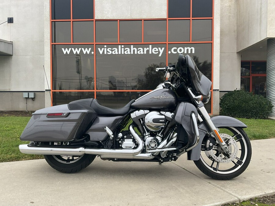 FLHXS 2015 Street Glide® Special