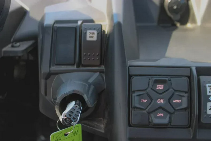 2025 CAN-AM MAVERICK X3 MAX X RS TURBO RR WITH SMARTSHOX